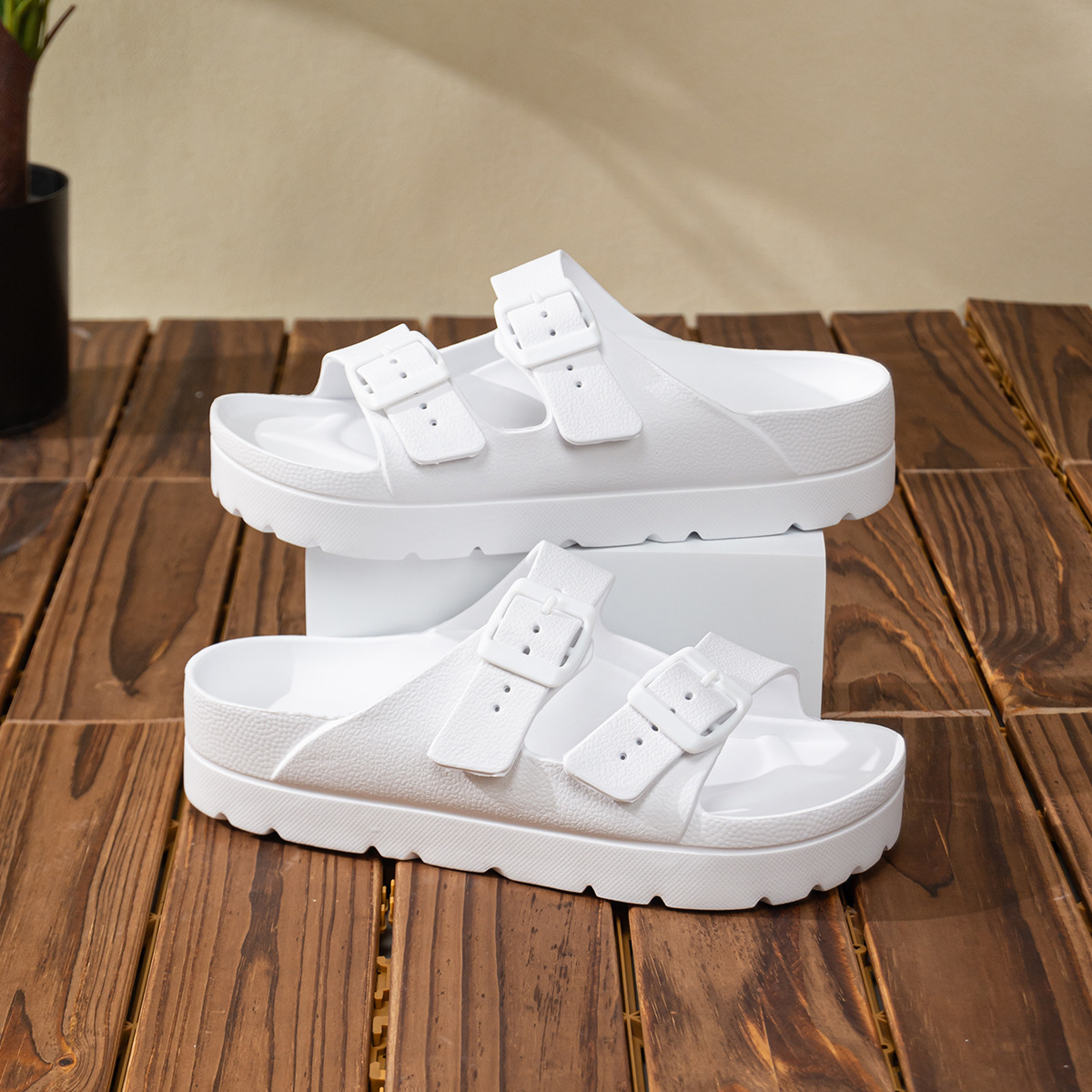 Emirelle – Lightweight & Arch-Supportive Walking Sandals